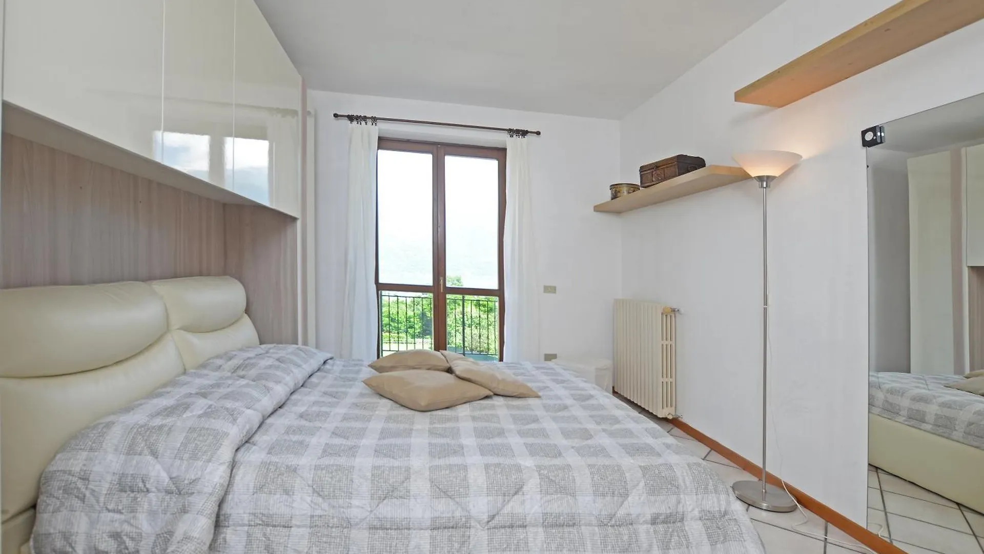 Appartement Dalia - Happy Rentals Colico Italië
